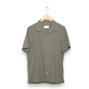 About Companions Kuno Shortsleeve eco seersucker dusty olive