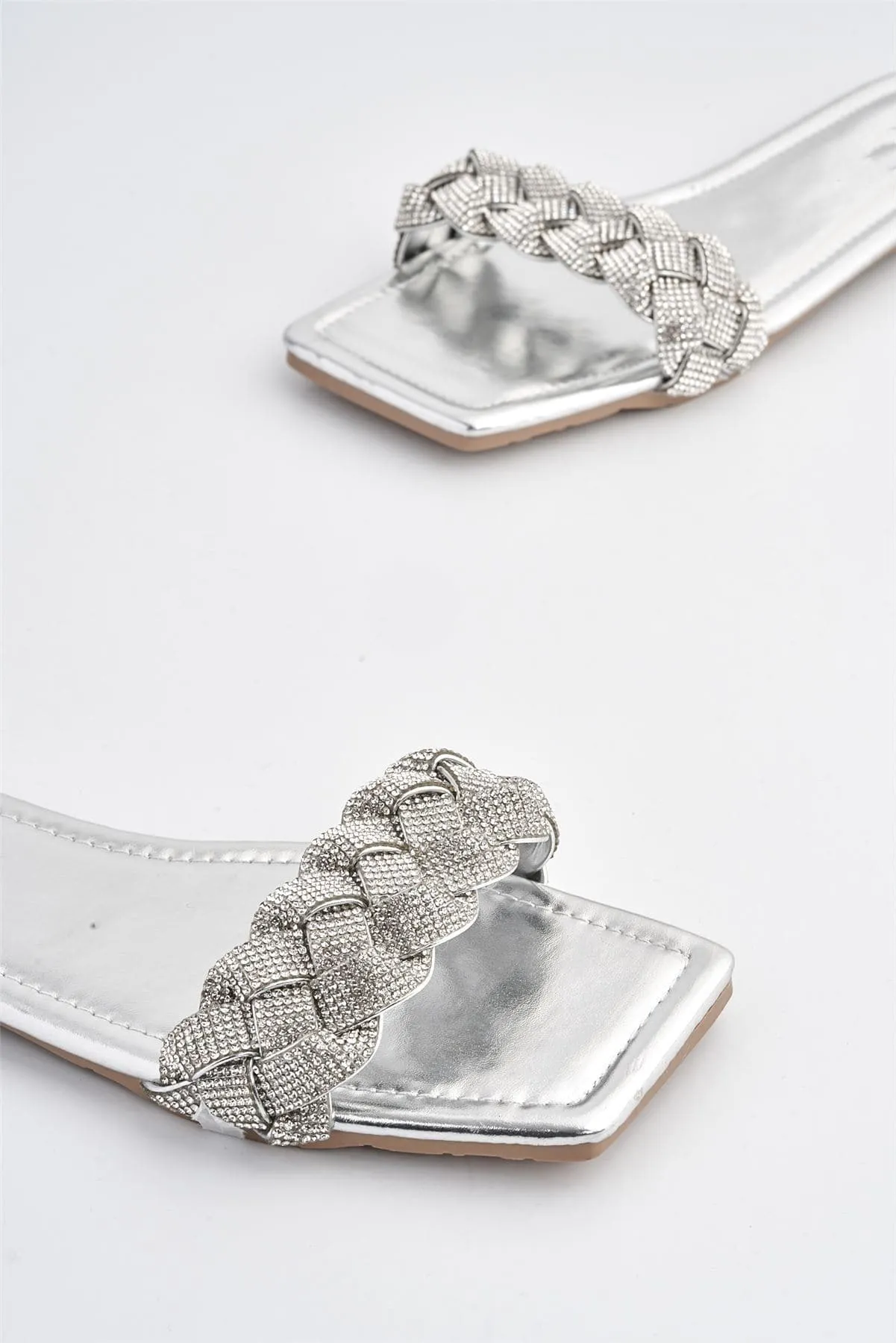 Eleah Diamante Flat in Silver