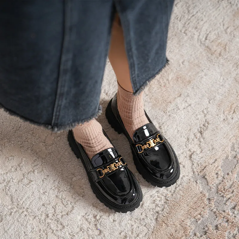 Women Chain Solid Glossy Leather Casual Loafers